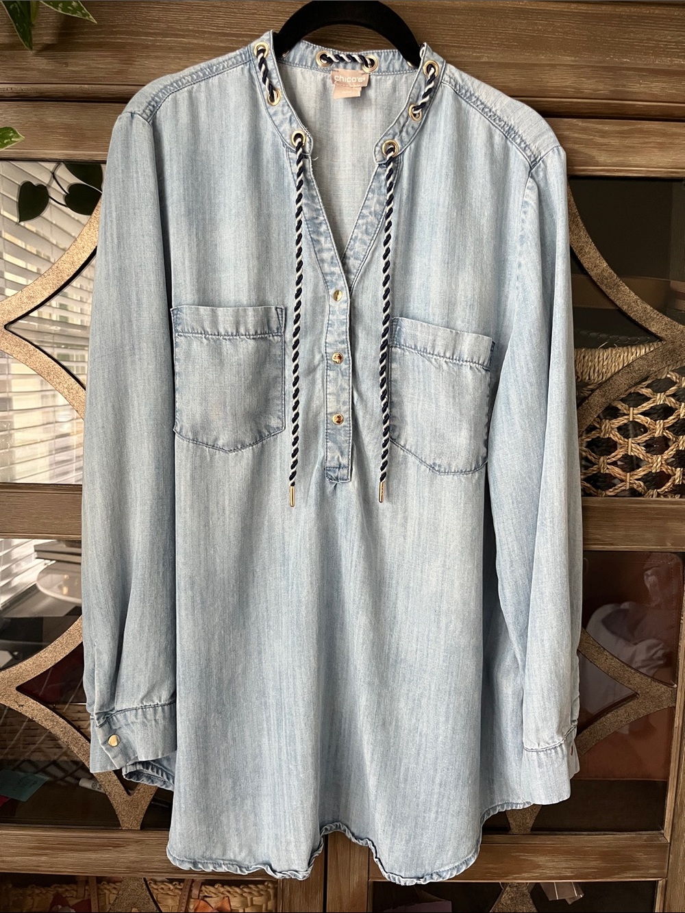 Chico's Light Blue Chambray Button-Front Popover Shirt Corded Detail